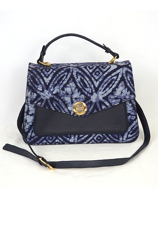 Batik-bag-blue-white-1
