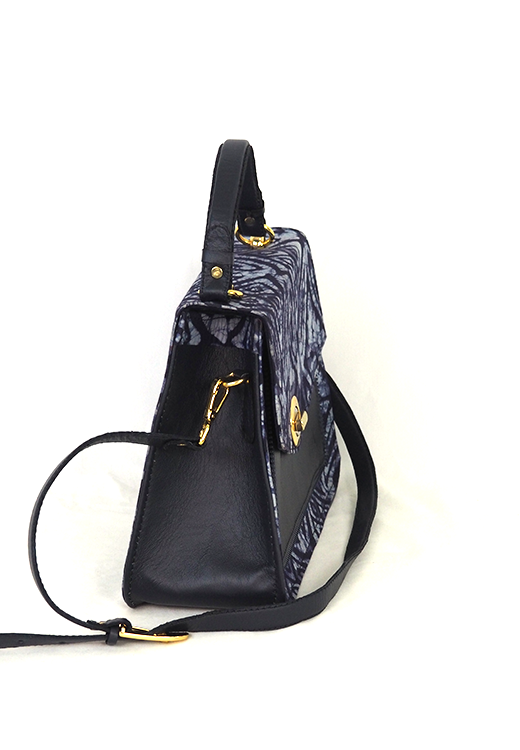 Batik-bag-blue-white-2
